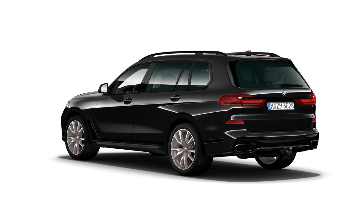 BMW X7 M50i Mpaket | předváděcí auto | skladem | od autorizovaného prodejce | černá metalíza | super cena | top stav | online nákup | autoibuy.com